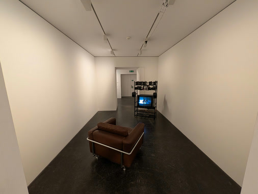 Humans in the Loop – the room